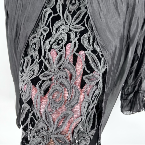 Ciao Bella Italy Long Sleeves Silky Boho Blouse - Picture 9 of 12